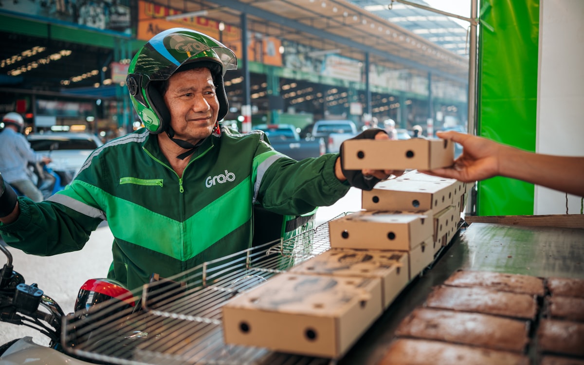 Glowing AI chip technology